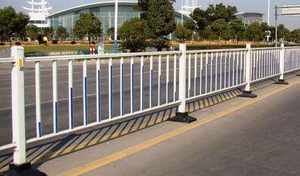 1522906064878536.png 護(hù)欄網(wǎng),市政護(hù)欄網(wǎng),欄網(wǎng)廠家