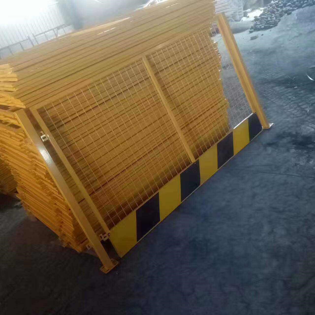 護(hù)欄網(wǎng),市政護(hù)欄網(wǎng),欄網(wǎng)廠家