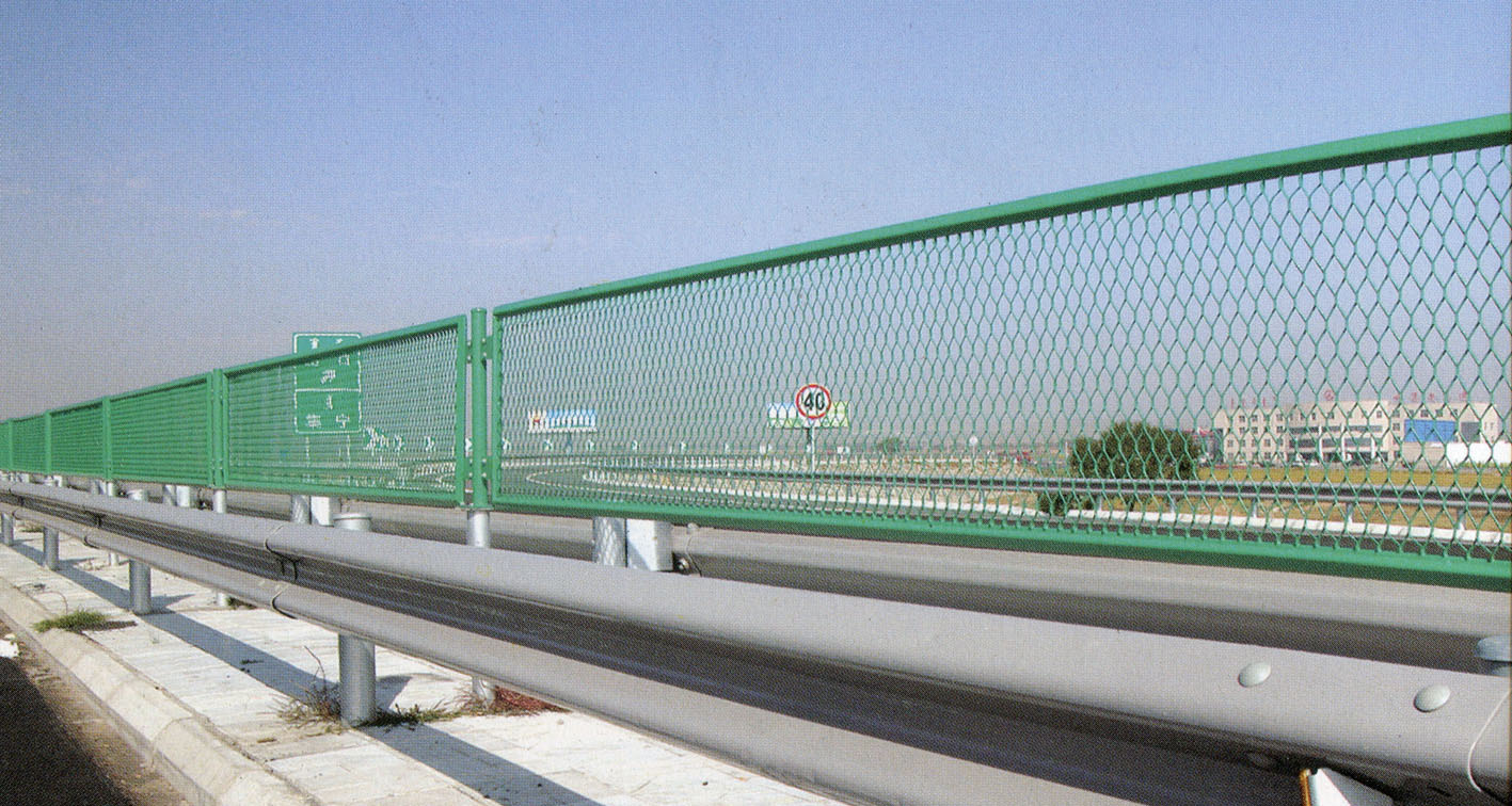 1523408114446540.jpg 護(hù)欄網(wǎng),市政護(hù)欄網(wǎng),欄網(wǎng)廠家