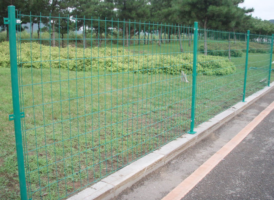 隔離防護網(wǎng) 隔離防護網(wǎng)