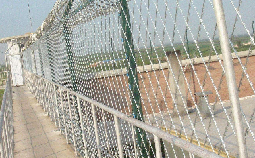 隔離柵防護(hù) 隔離柵防護(hù)