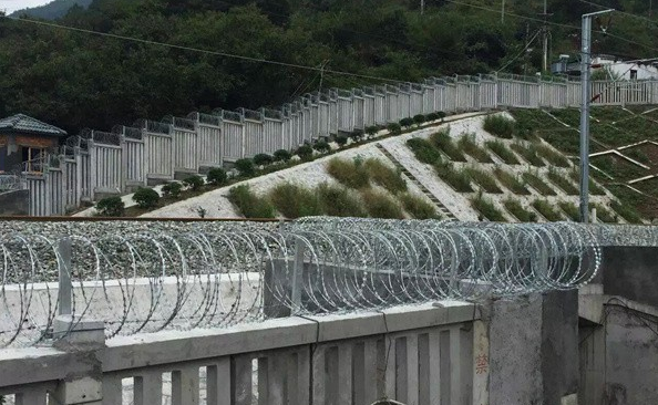 鐵路防護(hù)柵欄 鐵路防護(hù)柵欄