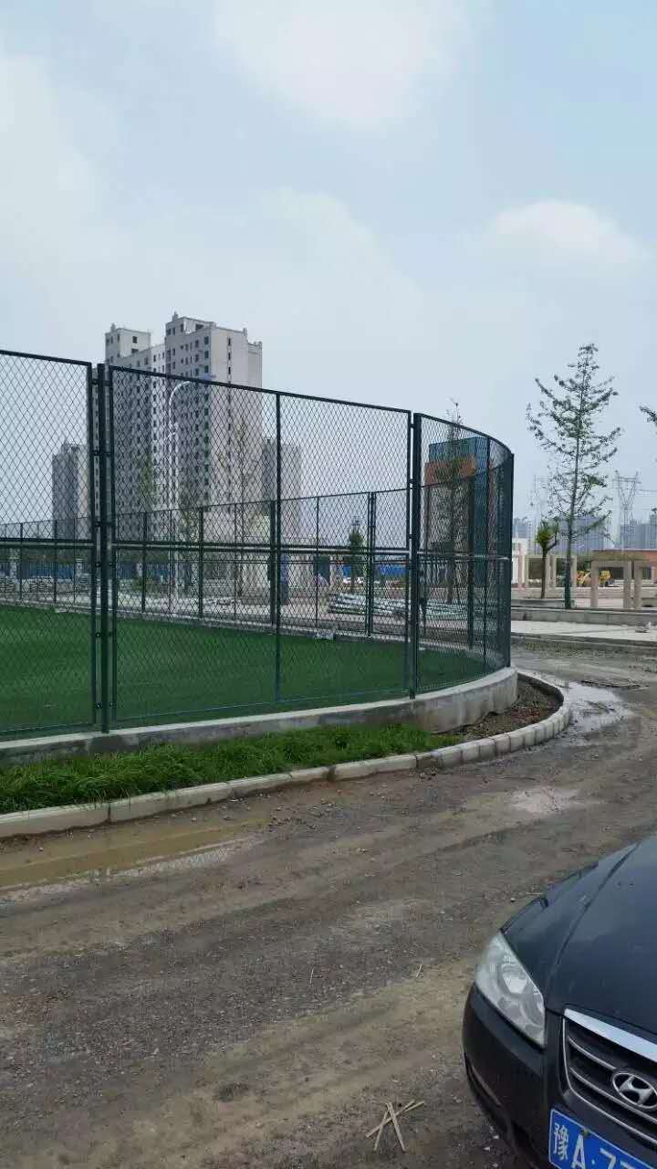 操場圍欄網(wǎng) 操場圍欄網(wǎng)