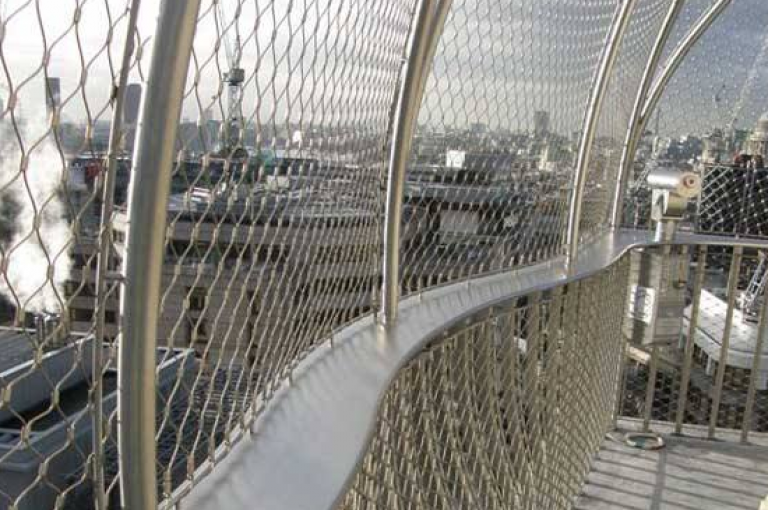 陽臺防護網(wǎng)